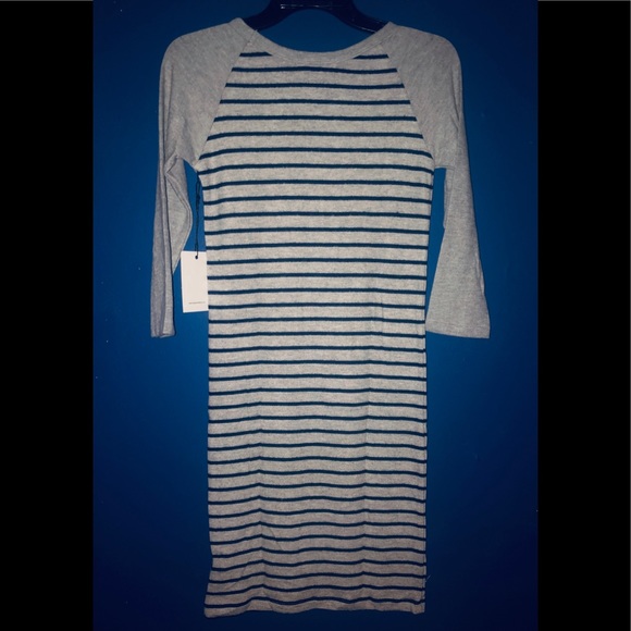 🔥Striped Form Fitting Jersey Dress🔥 - Picture 2 of 4